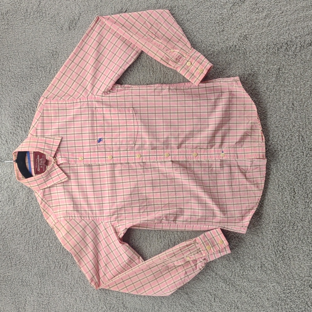 Men's  Small - Abercrombie & Fitch Pink Pinstripe Button Down Dress Shirt.REF#16